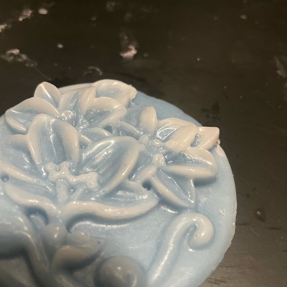 Blue and White Floral Goats Milk Soap Vanilla Scented - Picture 2 of 2